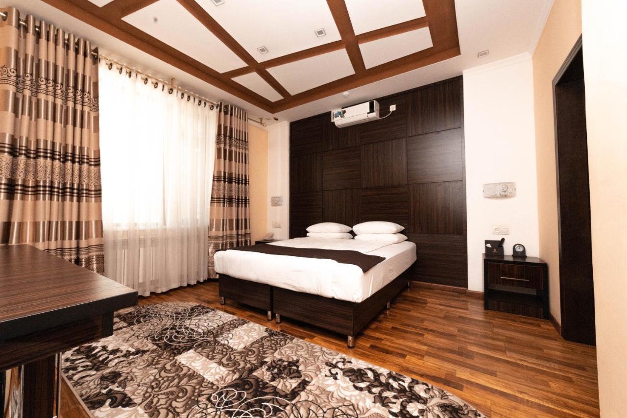 Asmald Palace Hotel Qo‘qon Exterior foto