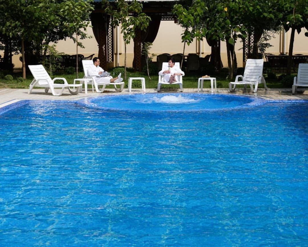 Asmald Palace Hotel Qo‘qon Exterior foto